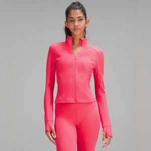 EUC Lululemon Cropped Define Jacket
Nulu In Lipgloss